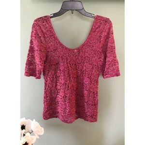 Wine Colored Lace Scoopneck 🍷